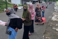 Tampak pembagian Takjil, (Istimewa). 