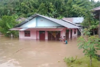 Tampak salah satu rumah warga yang terendam air, (Istimewa).