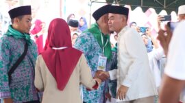 Tampak suasana pelepasan Calon Jemaah Haji, || Foto : Elang. 