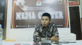 Ketua KPU Halbar, || Foto : Istimewa