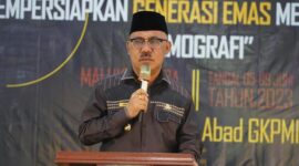 Bupati, James Uang, || Foto: Erdit