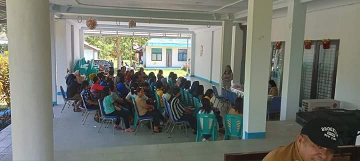 Sambutan Ketua TP-PKK dihadapan para Ibu kades Halmahera Barat, || Foto: Istimewa