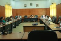 Tampak rapat dengar pendapat Antara DPRD dan PUPR Halbar, || Foto: Istimewa. 