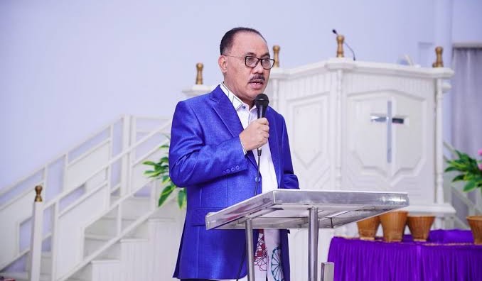 Bupati James Uang, || Foto: Istimewa.