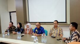 Bupati saat Monitoring di RSUD Jailolo, || Foto: Istimewa. 