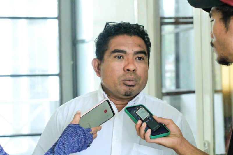 Sekwan DPRD Halmahera Barat, || Foto: Istimewa. 