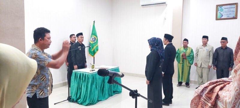 Suasana pelantikan di ruang rapat Wakil Bupati Halbar,|| Foto: Istimewa.