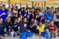 Meri Popala bersama para Bentor di Halmahera Barat, || Foto: Elang 