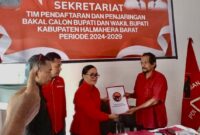 Pendaftaran Cakada DPC PDIP Halbar, || Foto: Istimewa