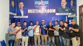 Pengurus DPC Partai Demokrat Halbar saat menerima pendaftaran bakal Calon Bupati dan wakil Bupati, || Foto: Istimewa 