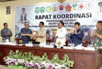 Bupati saat menerima bantuan dari BNPB pusat, || Foto: Erdit