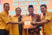 B1-KWK Hanura Resmi diterimah Paslon JUJUR,|| Foto: Istimewa. 