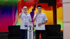 Pasangan JUJUR saat tampil di debat kandidat,|| Foto: Adi