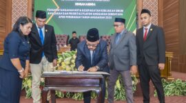 Tanda Tangan KUA-PPAS APBD Perubahan. 