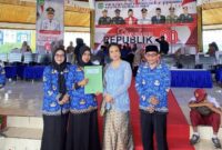 Penyerahan SK, || Foto: Istimewa